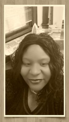 RobyChisa's profile picture. 