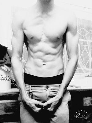 AUAzAFdb4lm9Uk2's profile picture. 