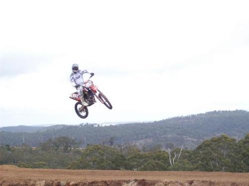 MMA Fan love my dirt bikes and play golf.