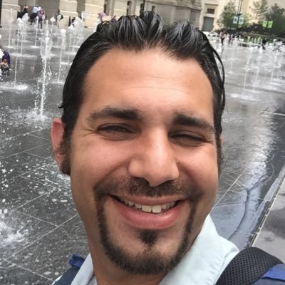 vmreal14's profile picture. 