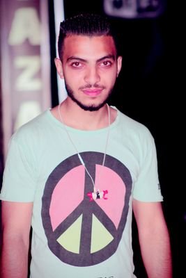 student at fuclty of law helwan univ
(single)