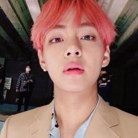 변백현 (@kpoponfire) 's Twitter Profile