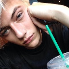 luckyrpghls's profile picture. 