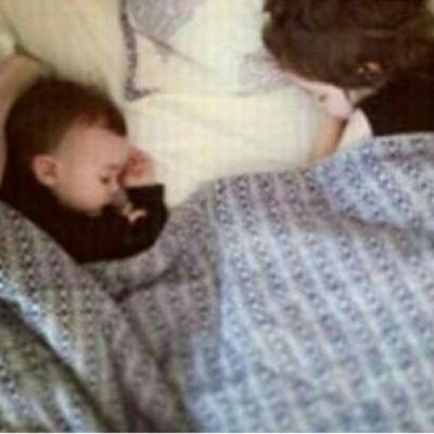 om_elshyoo5's profile picture. Daughter of a great man, a mother of two angels