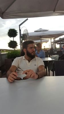 Allah Var Gam Yok. Kendine Yakışıklı