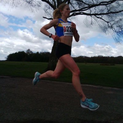 Sonographer and Runner! Doesn't mind a bit of mud and loves a good bit of cake! Sponsored by Hokaoneone and supported by The Yorkshire Runner.