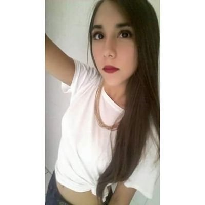 EvelynDeLira's profile picture.