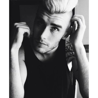 i just stress a lot and love Colton Dixon