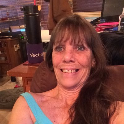 dustysgi's profile picture. Just an old hippie girl trying to get by!