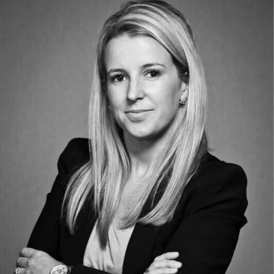 Marketing - Deloitte Western Cape. Wife, Momma, Foodie, Fashionista, Runner & Crazy Cat Lady!