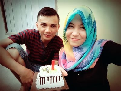 SyAriaLPoEtRa's profile picture. AQ mencinTai'mu setUlus HatI'ku TanPa mengHrapkaN apaPun daRi mu sYank ..
Nurul Setia Ulandari