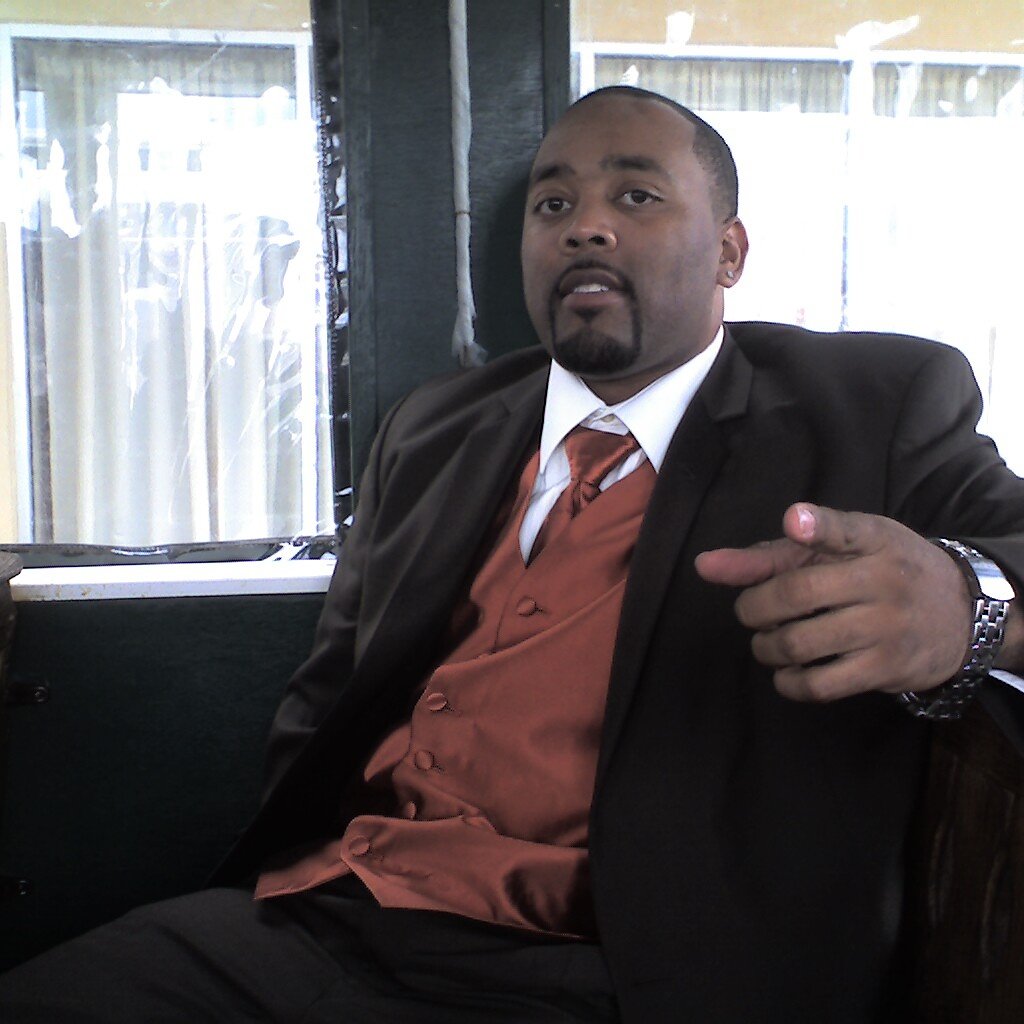 Coach_Jolley's profile picture. Leave the past in the past. Live everyday like it is your last.