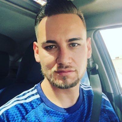 theupdate_'s profile picture. tech updates and grooming for men. keep it fresh but keep it stylish