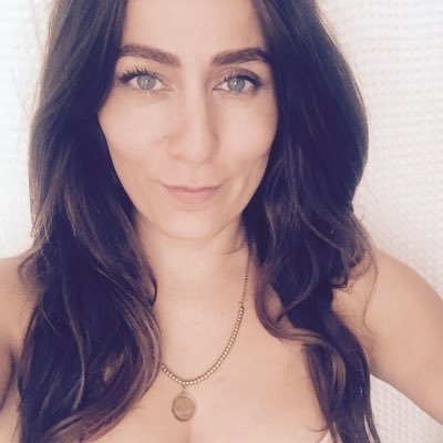 ReneeJGeorge's profile picture. momma of 2, loud mouth @maddecent