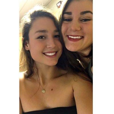 ratchel_vargas's profile picture. 