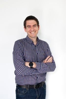 Senior Software Engineer at Alten Spain, technology and tapas lover, what else.
