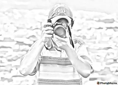 Nacido en Loja, de profesión Abogado. Apasionado a la fotografía. Por un periodismo ciudadano responsable cobertura móvil para @VistoLoja.
