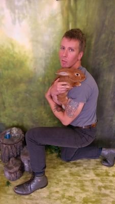 IceCubeCirca92's profile picture. Do you ever feel like Oliver Twist in a sea of Albert Fish?