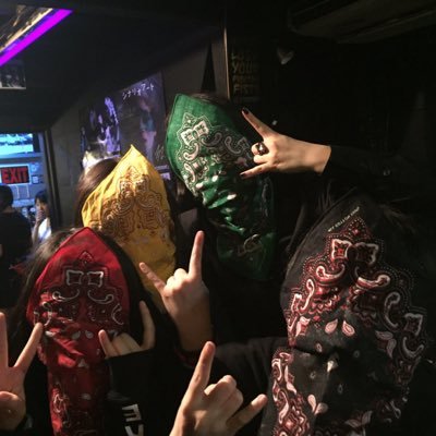 ペヤングって名前でバンドしてました!解散しましたがみんな元気です。みなさん、ありがとうございました!またどこかで笑顔で! Vo.ぽわ ( @mspw__ ) / Gt.ぴんき(@falilv_pinky) / Ba.ふうか( @u_unigatabetai ) / Dr.かのん (@canonlulu )