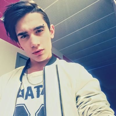 Chevall80419474's profile picture. Basket