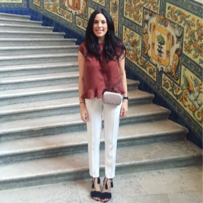 Martinez2794's profile picture. Nacemos por azar, vivimos por inercia y morimos por accidente