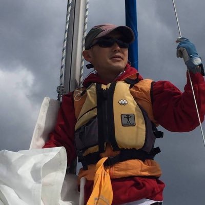 Yacht SeaKayak instructor　アマチュア無線局局長　第三級アマチュア無線技師　第二級陸上特殊無線技師