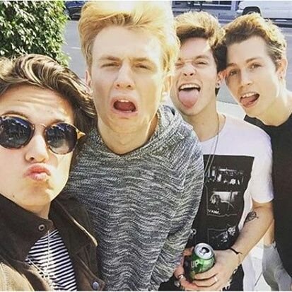 Vampette_28_'s profile picture. 