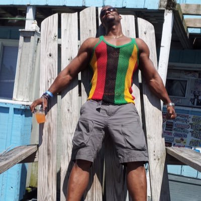 Dru_Cored's profile picture. Dru lifts heavy to build muscles!