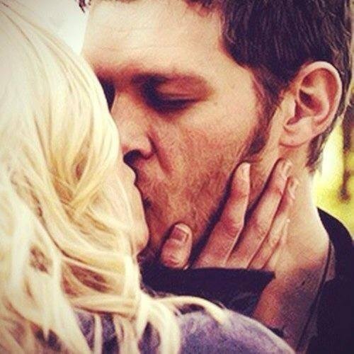 Hungarian. My OTP: Klaroline 'Ő az első szerelmed. Én az utolsó szándékozom lenni, bármennyit is kell várnom rá.' - 4X23 Klaus Caroline-nak