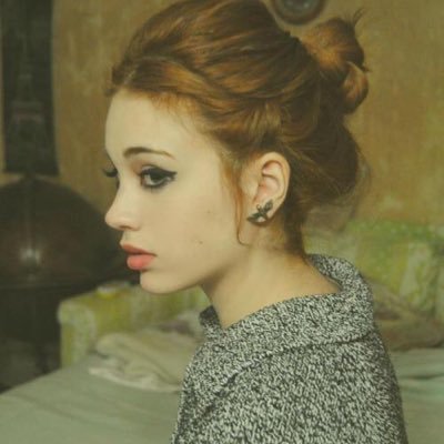 rose_krpg's profile picture. humaine | 20 | peur | tristesse | pansexuelle