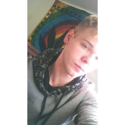 BakedPotayto's profile picture. PNW                                                       20 ✌️  Whatever happens happens, you just gotta make the best of it~