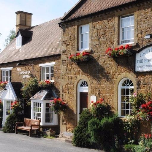 17th century village pub, 8 beautiful rooms and AA 🏵️ restaurant in the heart of Ilmington based in the Cotswolds countryside. “@sundaytimes Top 100”