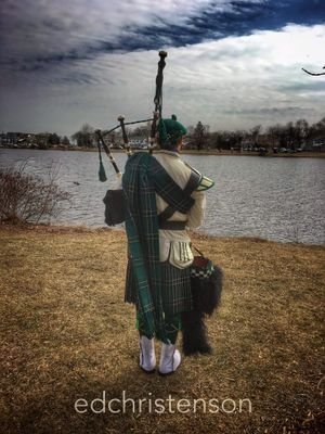 Essex Shillelagh Pipes and Drum