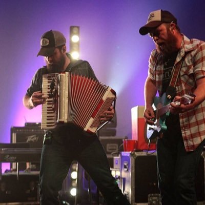 Steel guitar/accordion for @tptroubadours and @rrmdtx