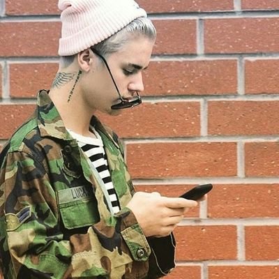 Cuenta para ayudarte a que @JustinBieber te siga, activa nuestras notificaciones.