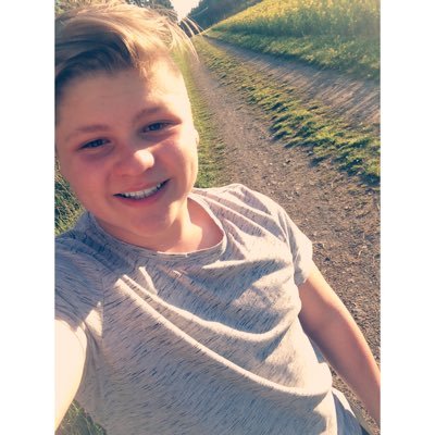 PietschLeon's profile picture. 