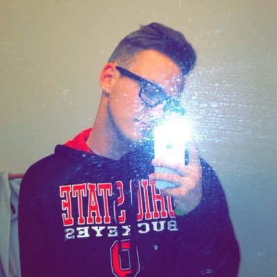 nicholas_dilan's profile picture. Nicker Isaacs. Follow me & I'll follow back cuh. I'm the legit sweatergawd. • Gazing at the moonlight •