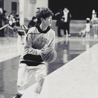 tsujonghyun's profile picture. €60