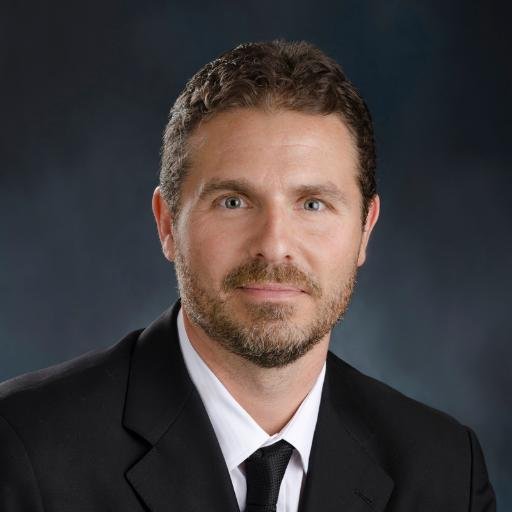 derekyur's profile picture. 