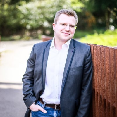 sean_d_burton's profile picture. Interested in tech, #datavisualisation, analytics, & customer experience (#CX) also @analytdata. LinkedIn : https://t.co/imq19VmaAO