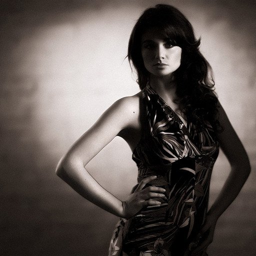 aredbarla1983's profile picture. Внуки известного врача уже второй год не могут прочитать на кого написано завещание.