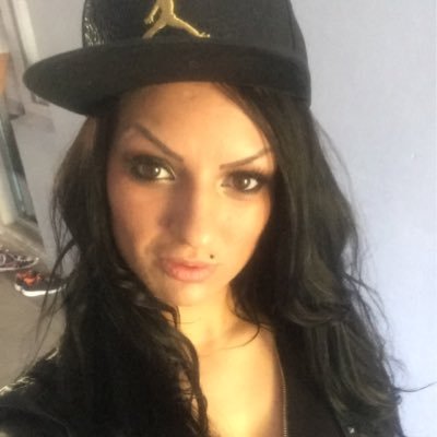 rubysorina's profile picture. Si daca in viata nu ai fi tu..poate a-și găsi pe altcineva,dar nu ca tineee!!!❤️