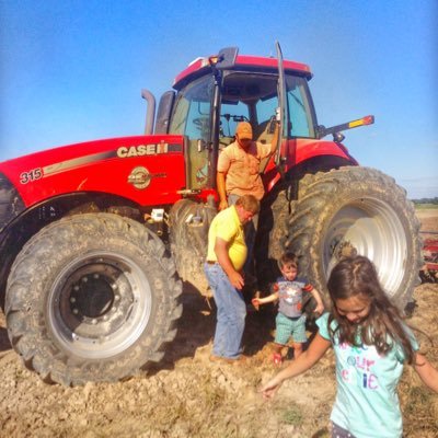 patty_p93's profile picture. University of Arkansas Alumni, NEA Rice  and Soybean Farmer