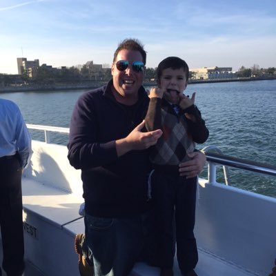 EliotAsh1's profile picture. love the beach ,surfing all extreme sports pretty much etc.... love s good time/laugh . Easy going and love life ( living )