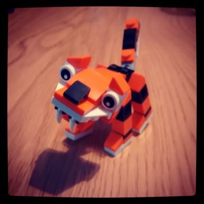 Australian goth, living in London. Addicted to Minecraft. Mad cat lady in training. All views my own.