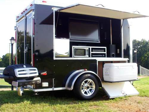 Towable Tailgates™ is the Nation's Largest Manufacturer of Custom Tailgating, Mobile Marketing and Promotional Trailers.