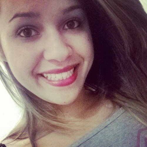 laricialari96's profile picture. Whindersson is life