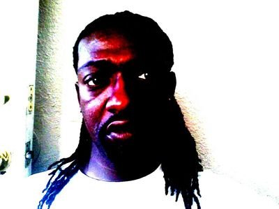 smokesumthinunv's profile picture. 