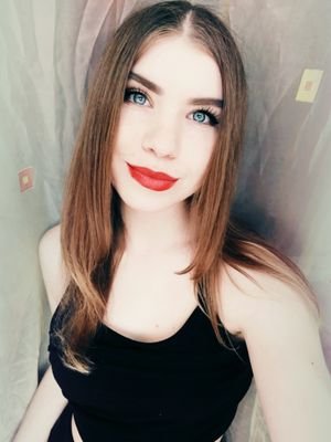 AlinaNovikova99's profile picture. 