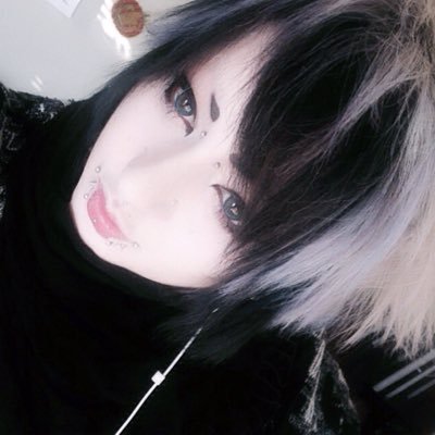 mochifish_'s profile picture. give a voice to those who don't have words